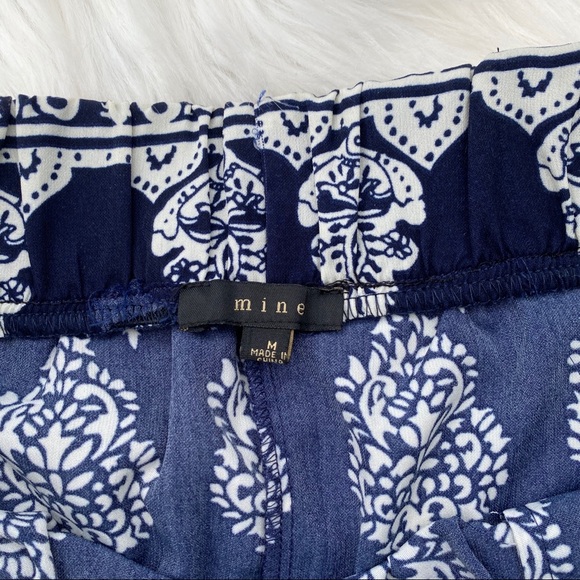 Patterned shorts - Picture 2 of 3